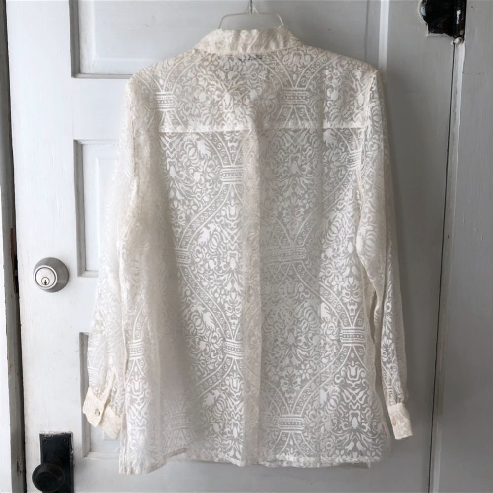 Coldwater Creek Cream Sheer LS Blouse Medium EUC - Picture 3 of 7